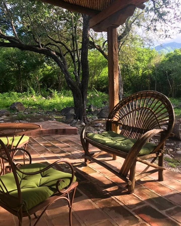 El Pedregal - Hotel En La Naturaleza Alamos Bagian luar foto